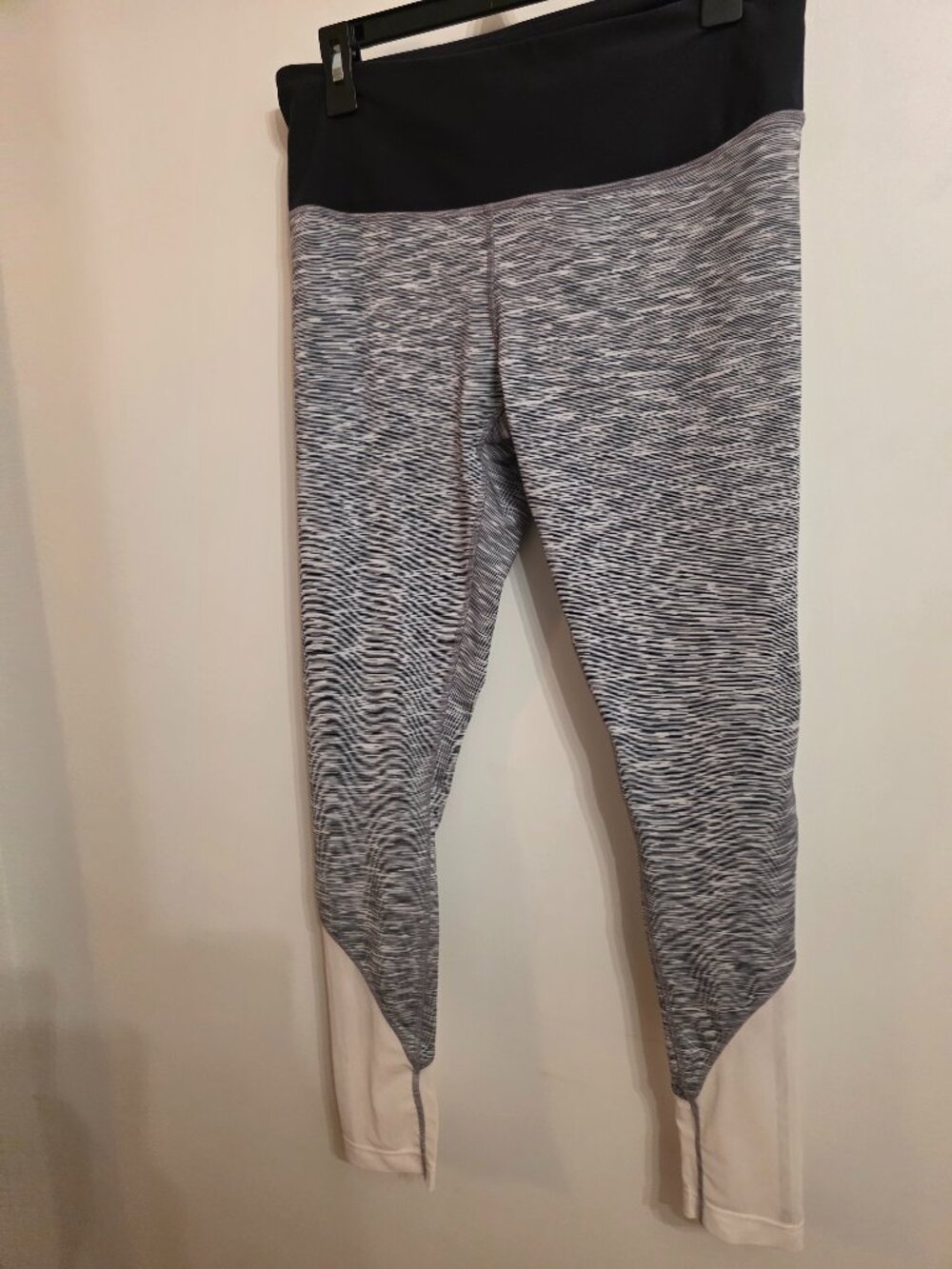 Mondetta Space Dye Leggings in Grey w/ White combo size L